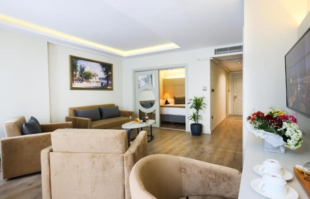 Фотография Orka Taksim Suites & Hotel 4*