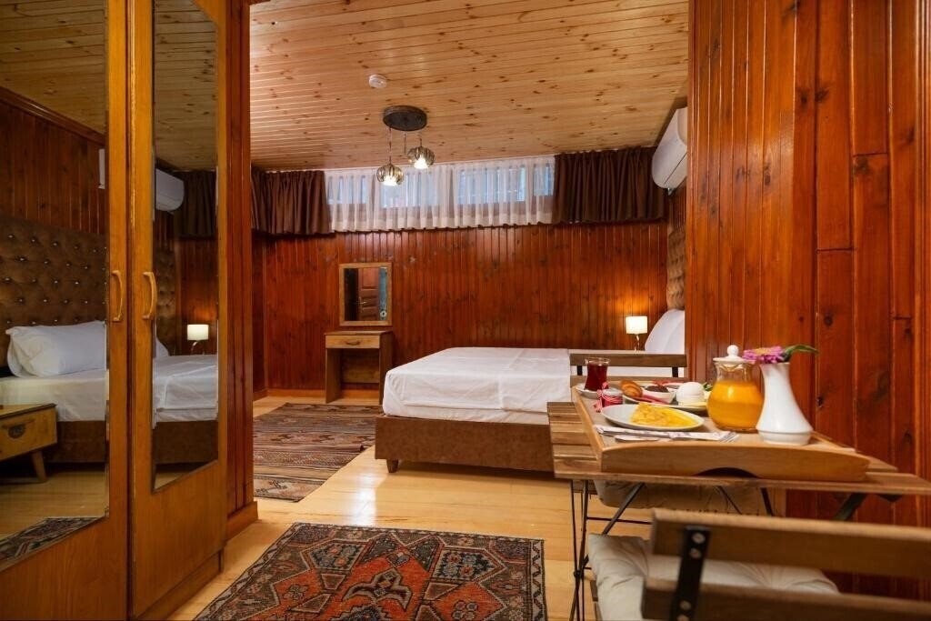 Фото Wonder Wood Hotel 3*