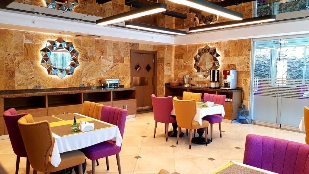 My Garden Suites 3* фотосуреті