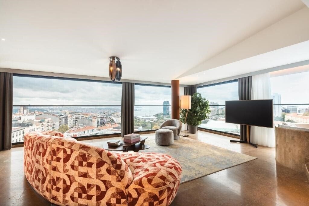 Отель Glens Palas Istanbul Nisantasi 5*