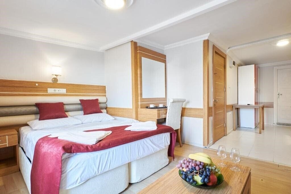 Изображение Central Suites Taksim 3*