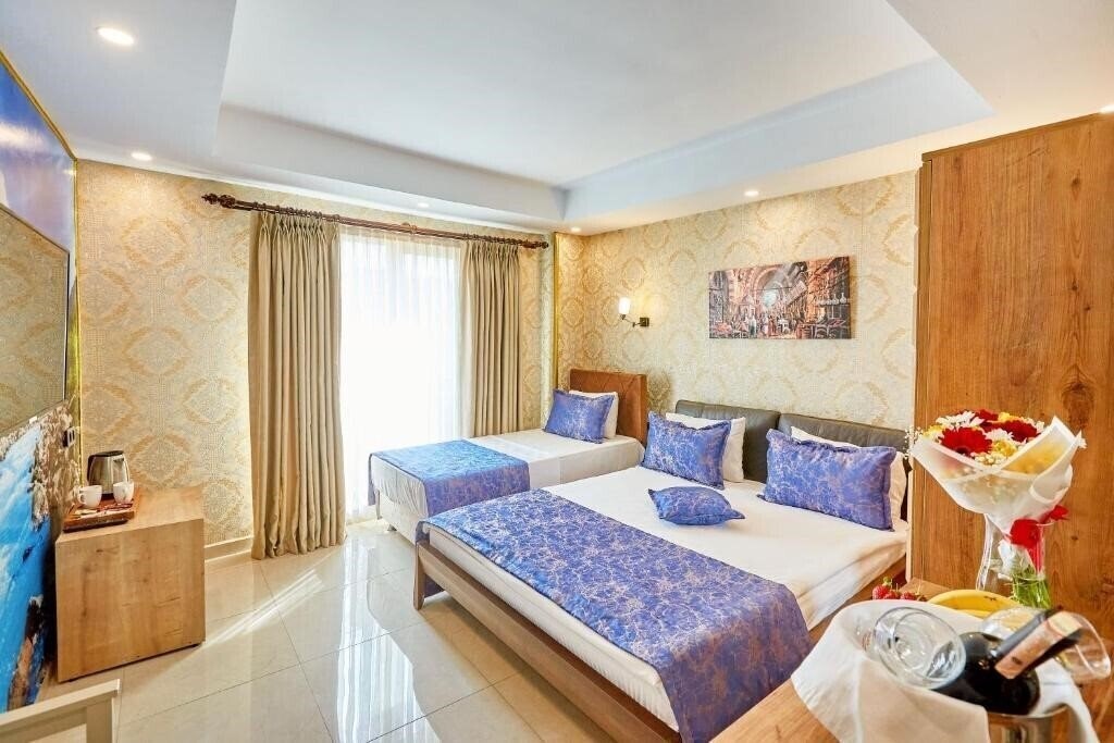 Фото Narayi Hotel 4*