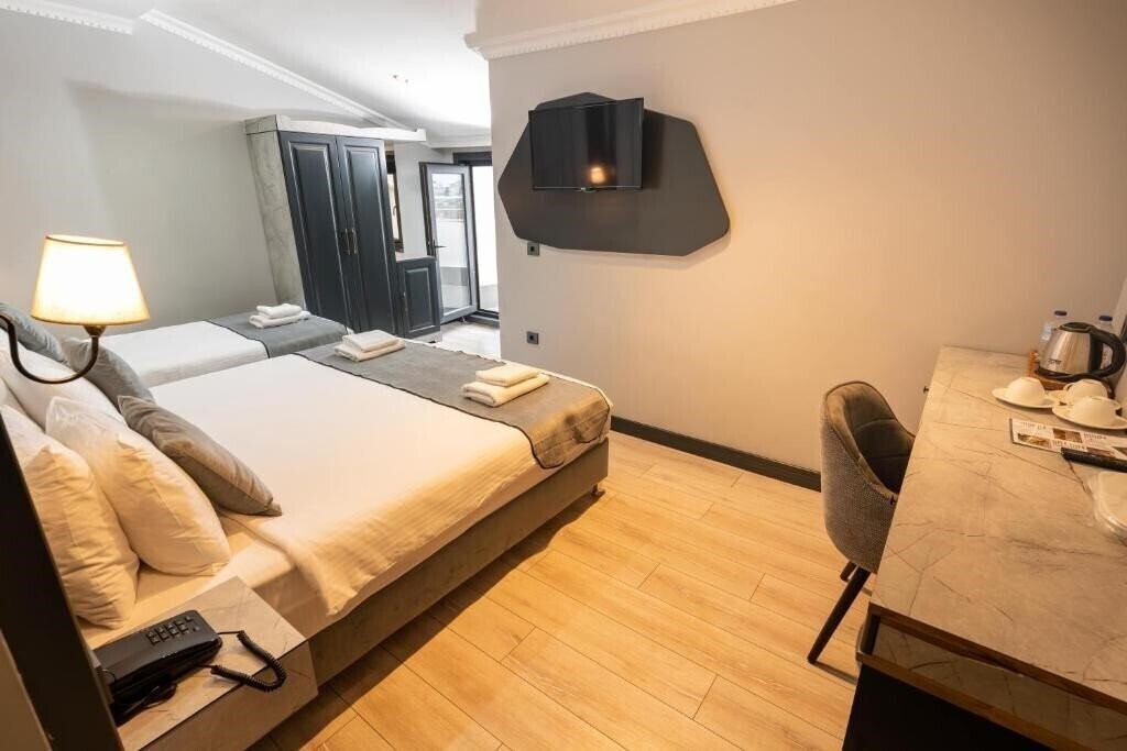 Фото Express Plus Hotel 3*
