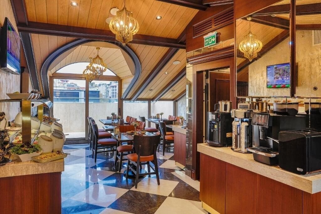 Manors Hotel 4* суреті