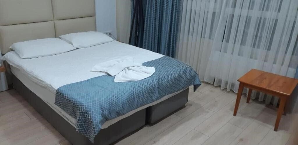 Отель Arya Hotel (ex. Kadikoy Arya Hotel) 3*