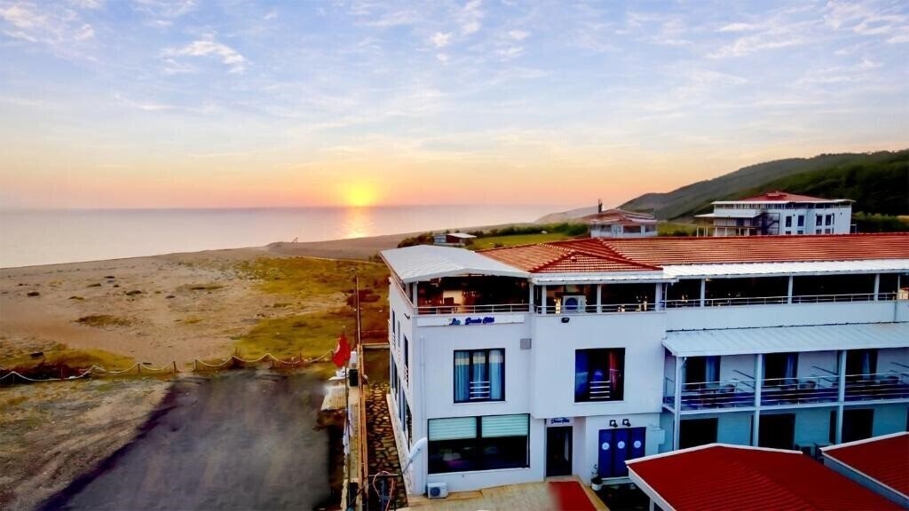 Yalikoy Deniz Otel 3* фотосуреті