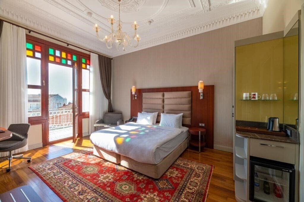 Blue Gilroy Hotel 3* қонақ үйі
