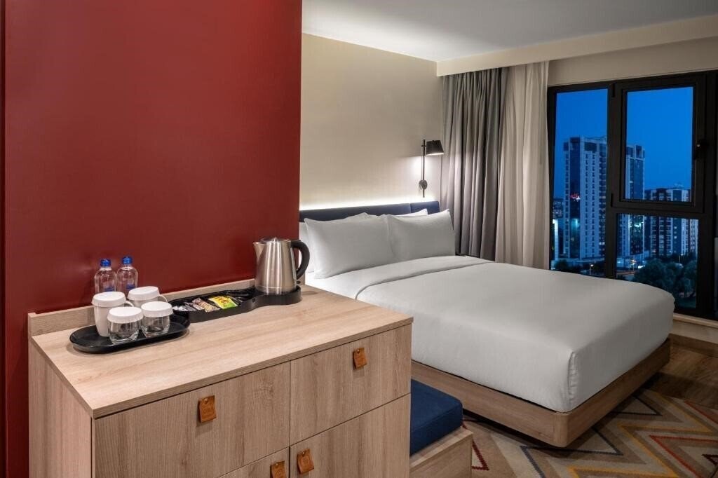 Фото Hampton by Hilton Merter 3*