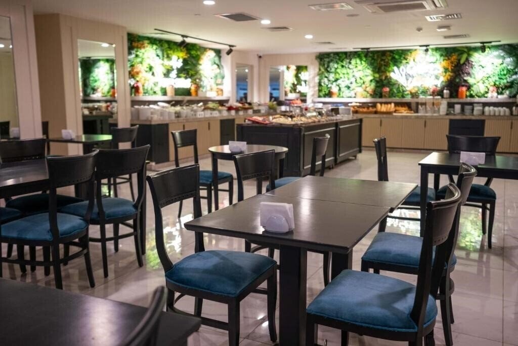 Фото Four Sides Lion Hotel Taksim 4*