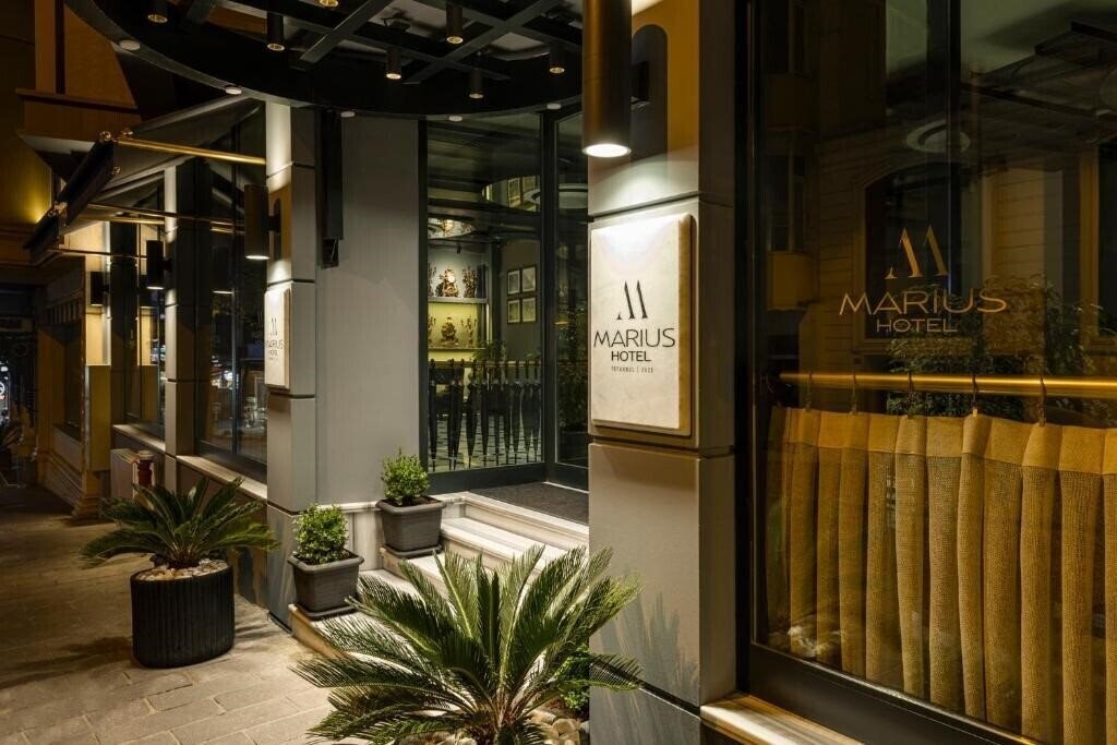 Отель Marius Hotel 5*