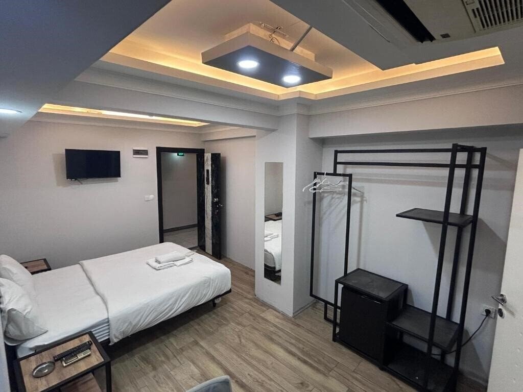 Фото Big Life Suit Hotel 4*