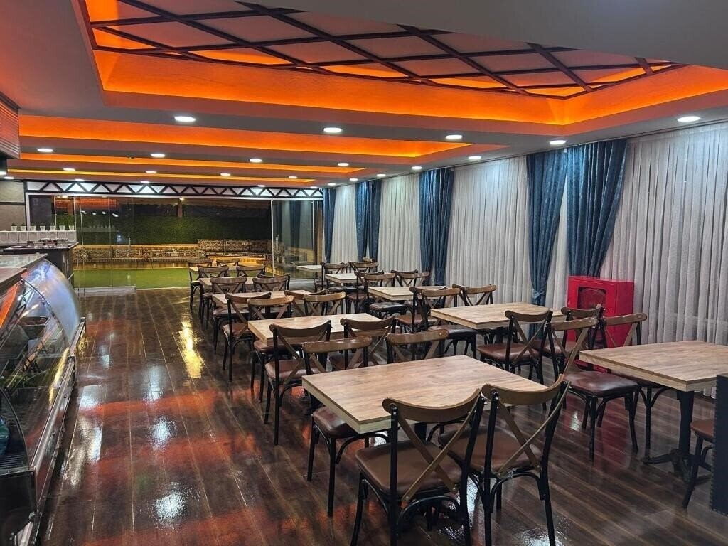Фото Big Life Suit Hotel 4*