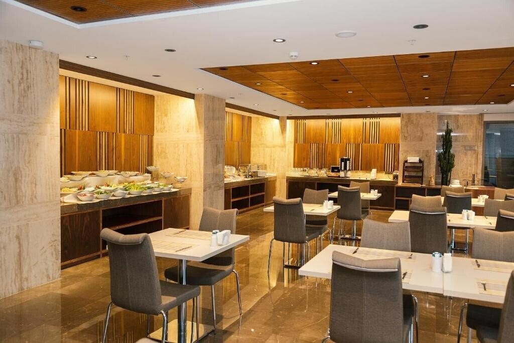 Изображение Fesa Business Hotel 4*