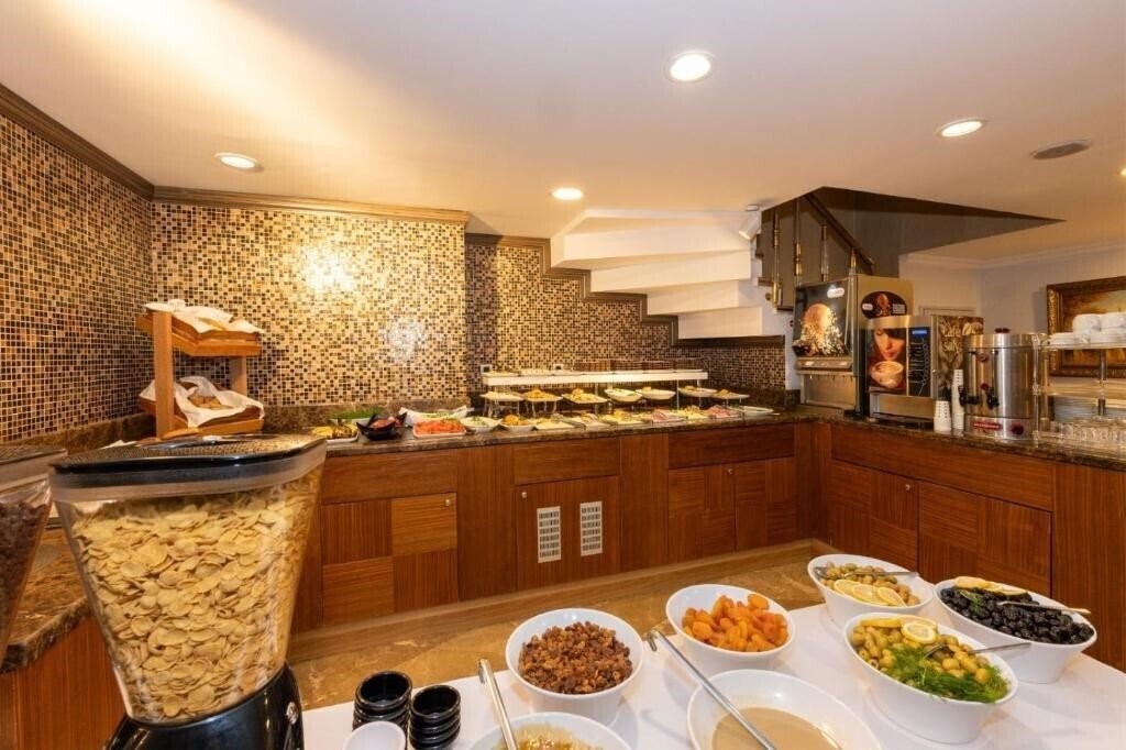 Crestium Prime Square (ex. Nova Plaza Taksim Square) 4* фотосуреті