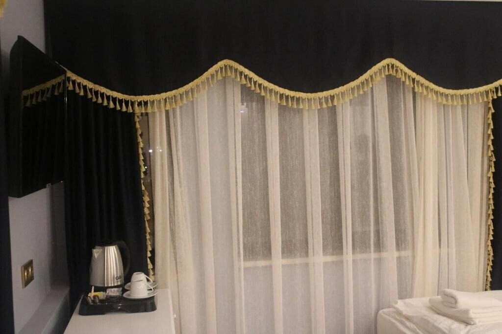 Boss To Hotel Taksim (ex. Bosstohotel, As Hotel Beyoglu, As Hotel Taksim, As Hotel Old City Taksim) 3* суреті