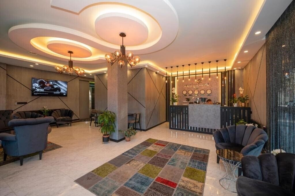 Отель Comfort Point Hotel 4*