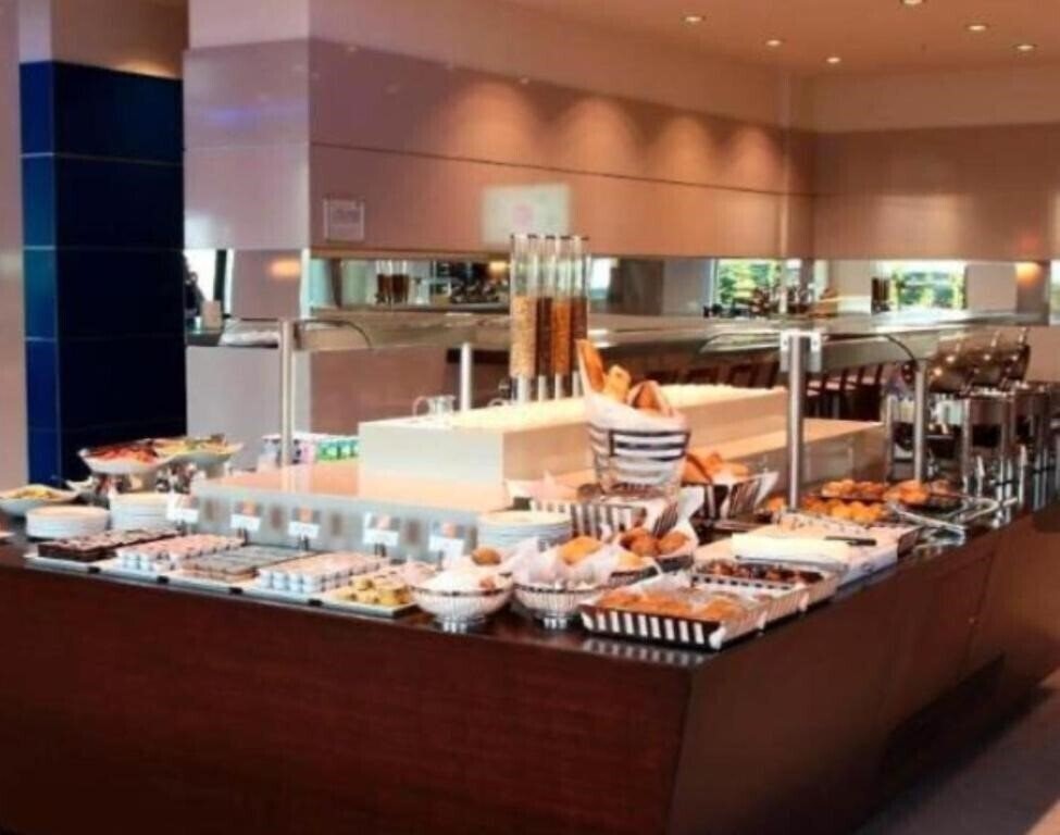 Fez Inn Hotel (ex. Holiday Inn Express Istanbul Ora) 3* суреті