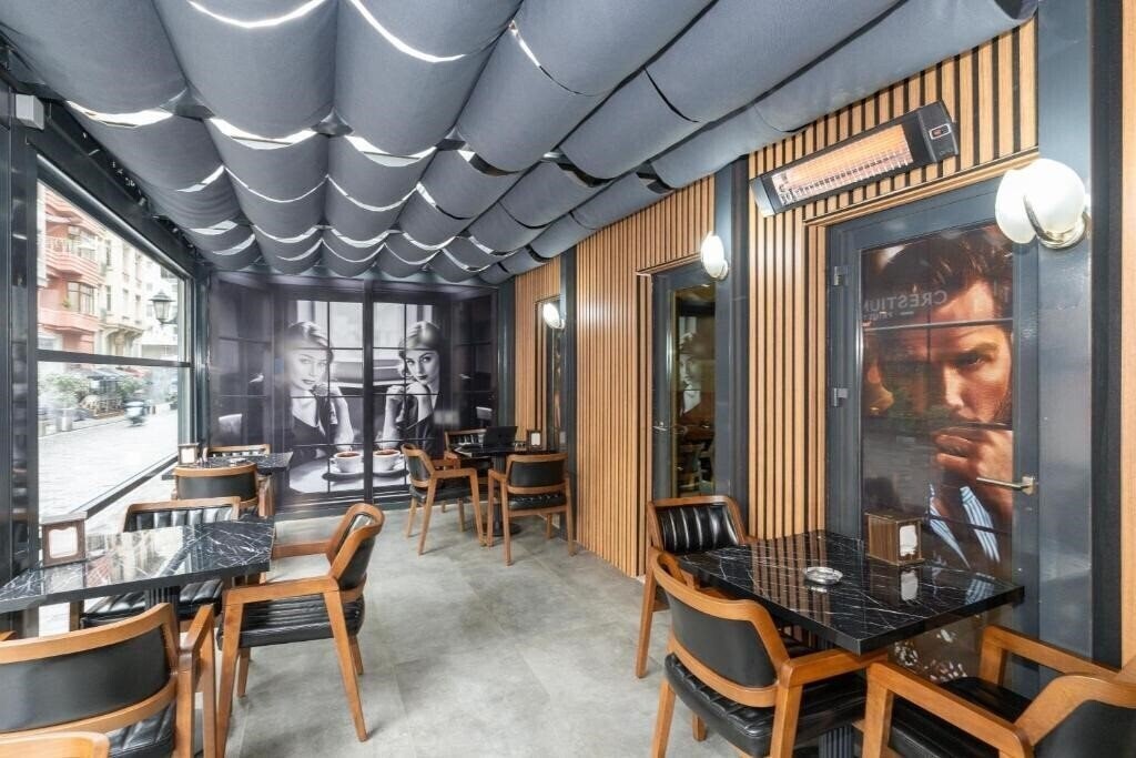 Crestium Taksim Prive & SPA Hotel (ex. Nova Plaza Boutique Hotel & SPA) 4* суреті