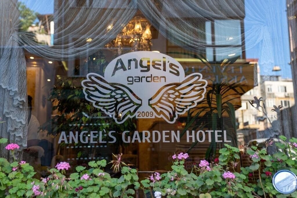 Фото Angels Garden Hotel 3*