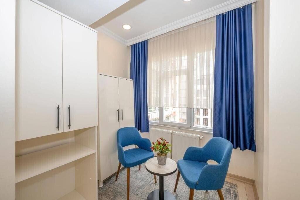 Отель Grand Istanbul Hotel 3*