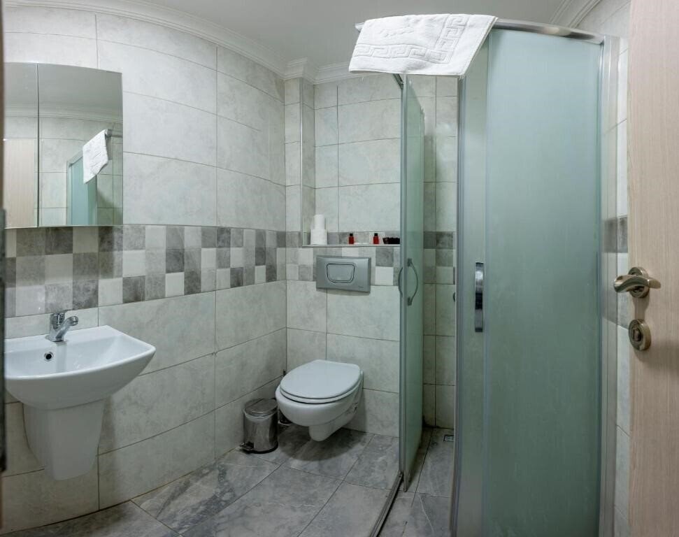 Картинка Grand Istanbul Hotel 3*