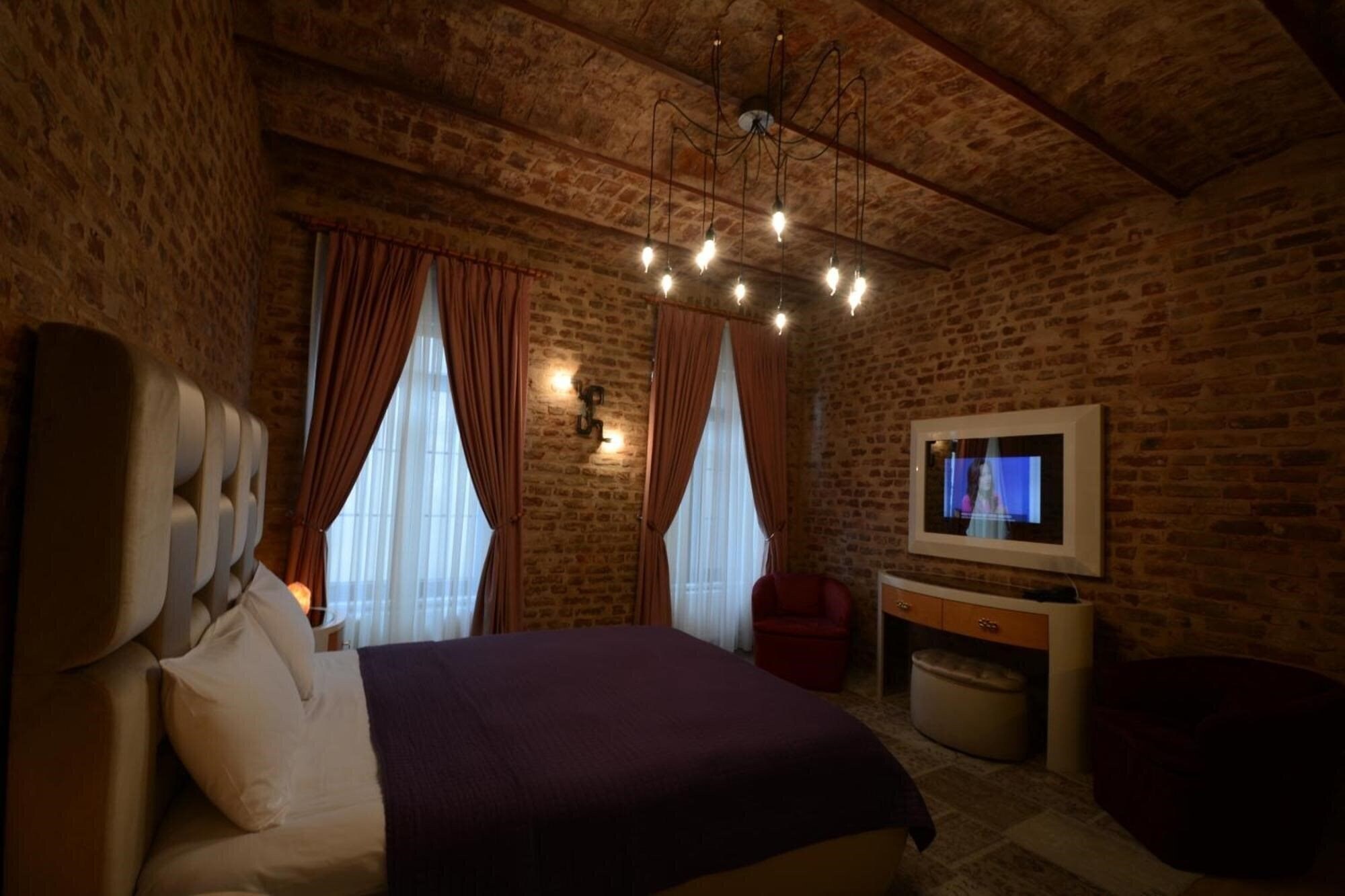 Изображение Nine Istanbul Hotel 3*