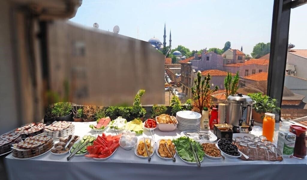 Renova Old City Hotel 2* қонақ үйі