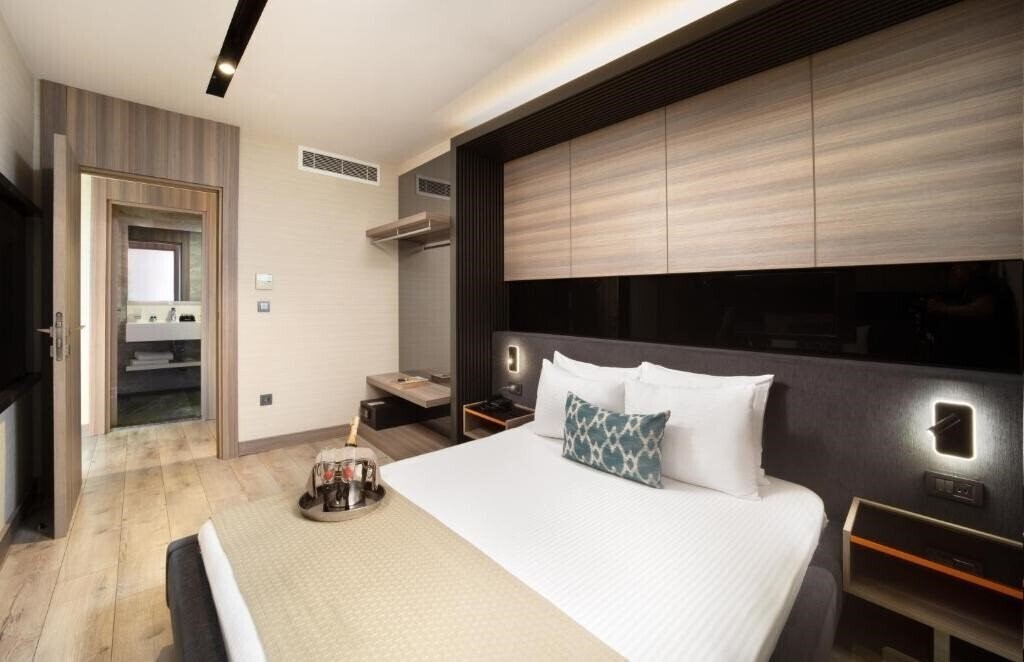 Nish Palace Umraniye 4* суреті