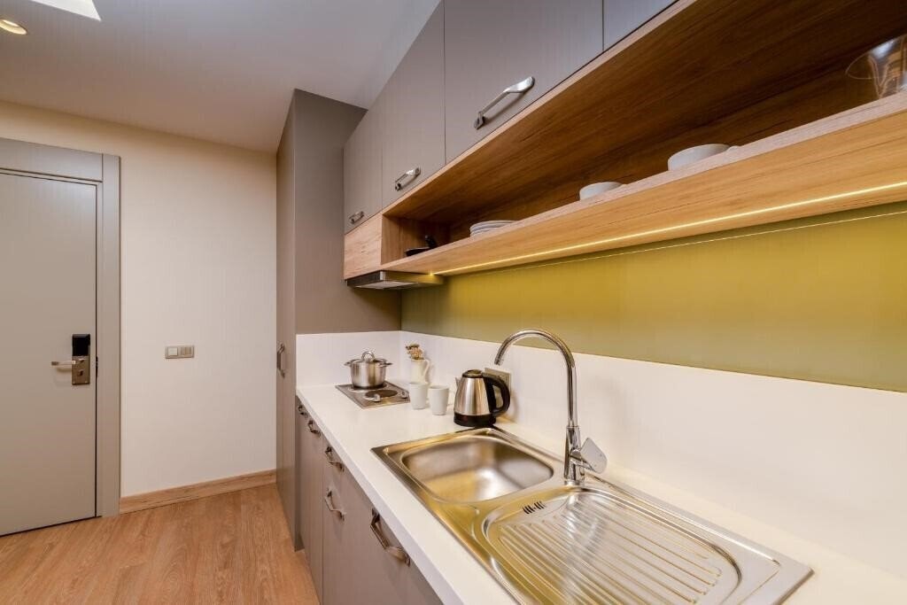 Фото Rai Premium Istanbul 4*