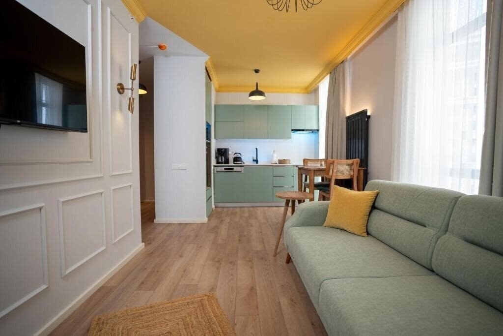 Фото Bird Nest Suites 5*