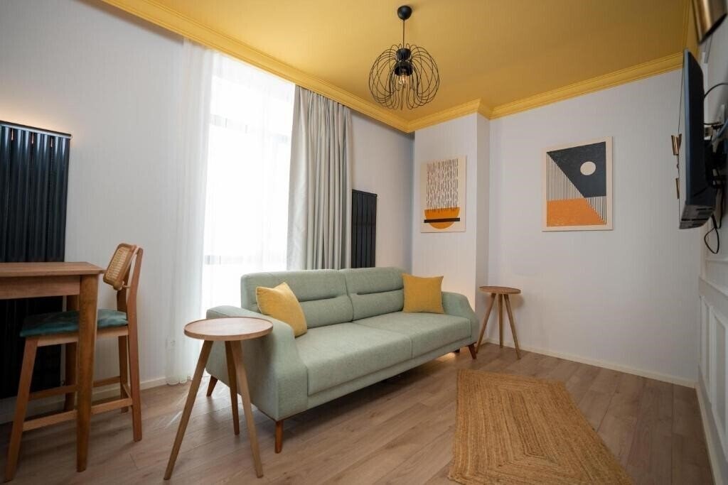 Bird Nest Suites 5* фотосуреті
