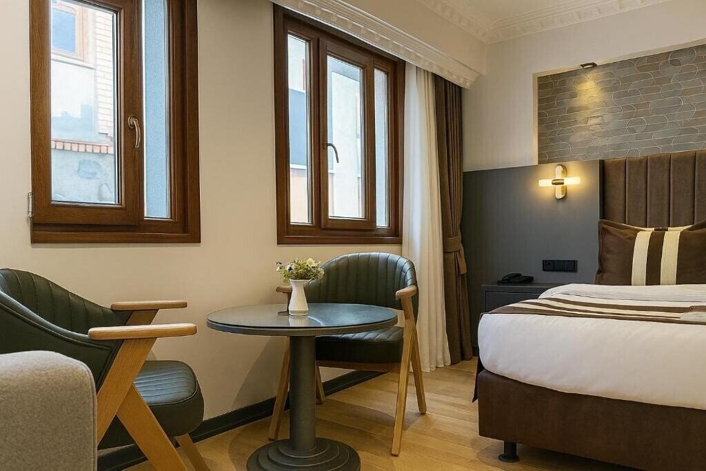 Фото Blue Istanbul Hotel Taksim 3*