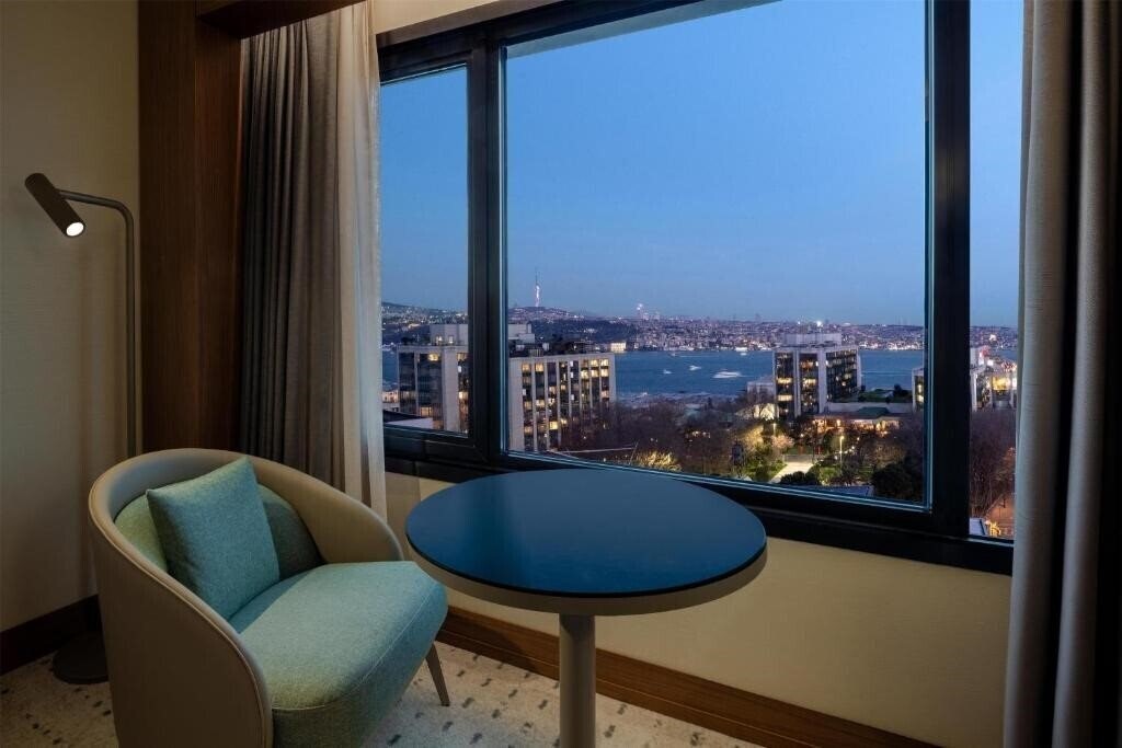 Фотография Doubletree By Hilton Istanbul Macka 4*