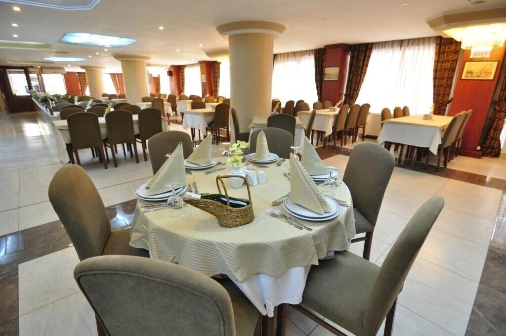 Buyuk Sahinler 4* суреті