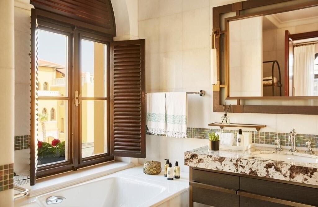 Four Seasons Hotel Istanbul at Sultanahmet (ex. Four Seasons, Four Seasons Sultanahmet Hotel, Four Seasons Hotel Sultanahmet) 5* суреті