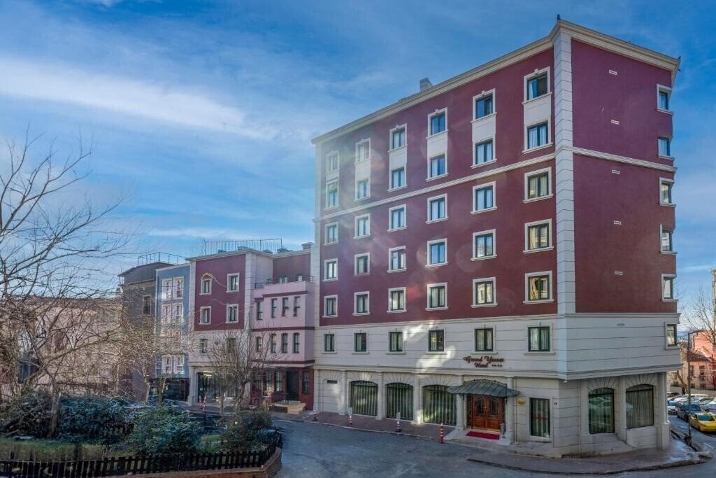Отель Grand Yavuz Hotel 4*
