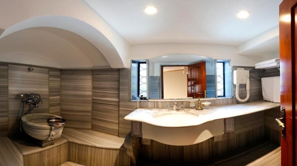 Фотография Hotel Sultanahmet Palace (ex. Sultanahmet Palace, Sultanahmet Sarayi) 4*