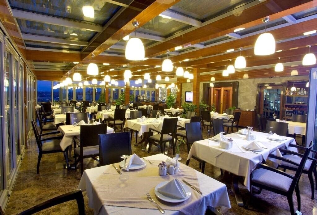 Изображение Monaco Hotel 3*