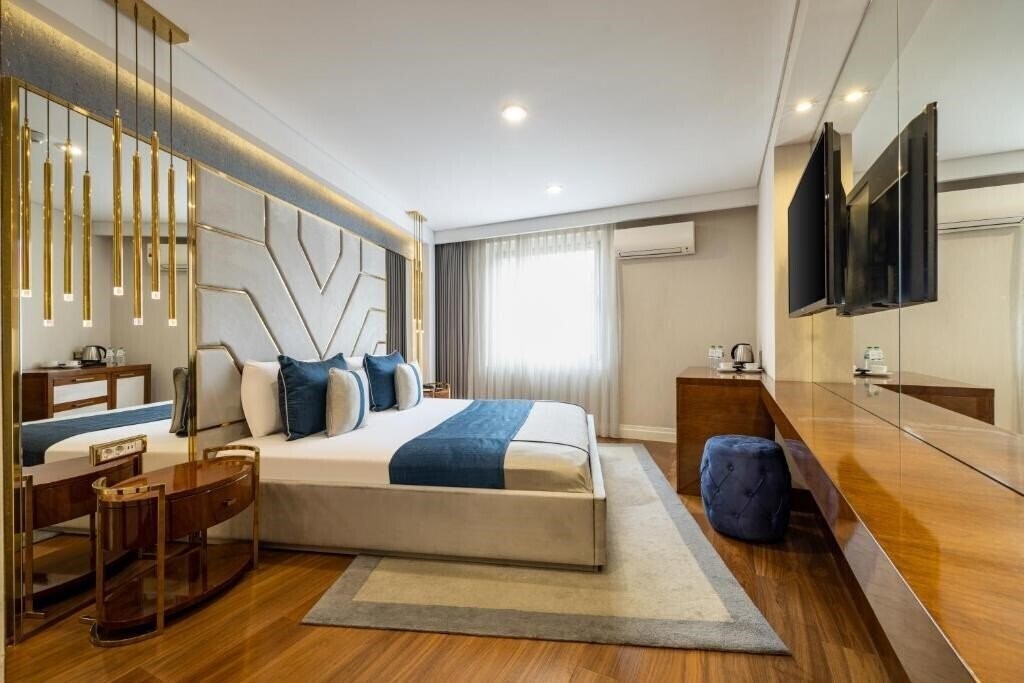 Фото Zurich Hotel 4*