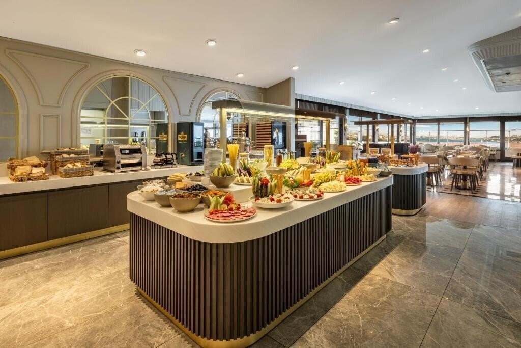 Картинка Zurich Hotel 4*