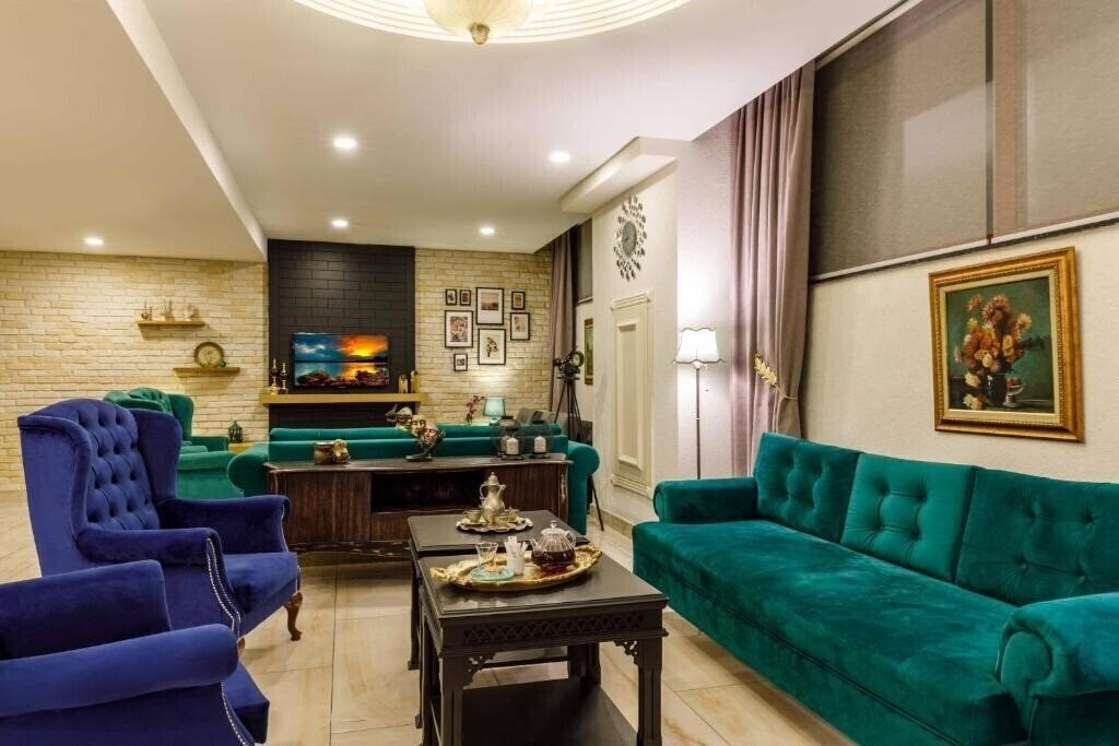 Golden Crown 3* суреті