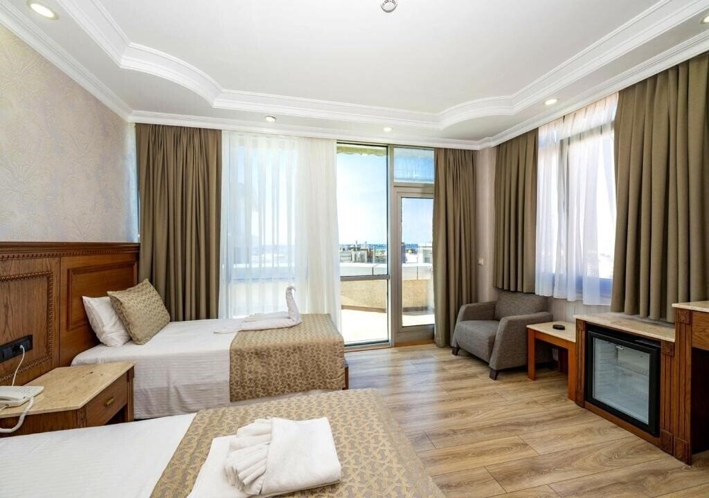 Отель Dalan Hotel 3*
