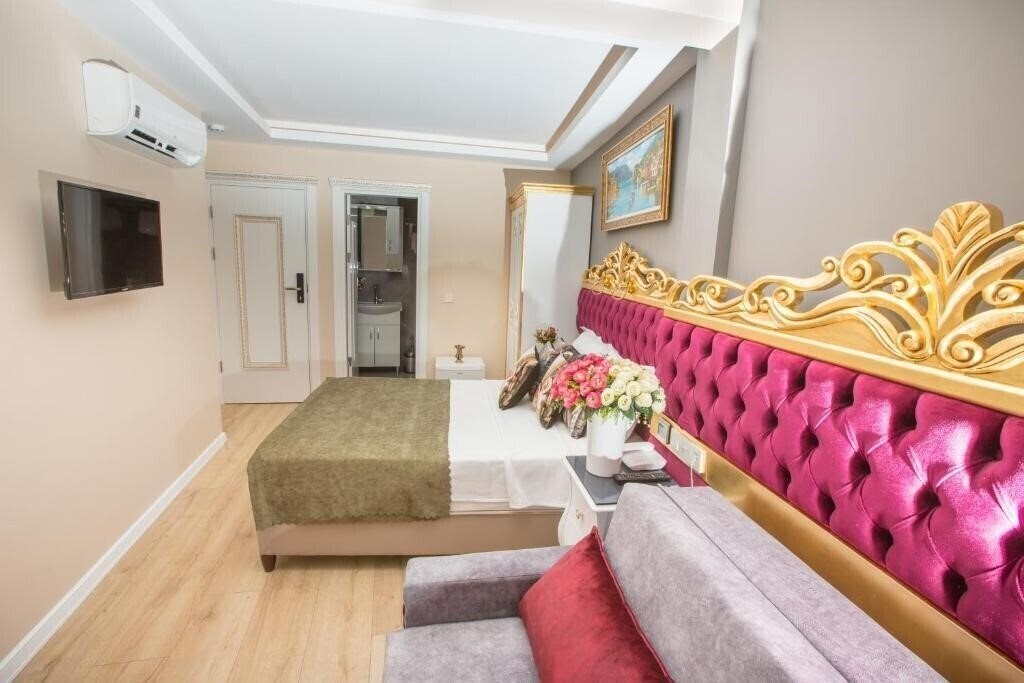 Фото Atlantis Royal Hotel 3*