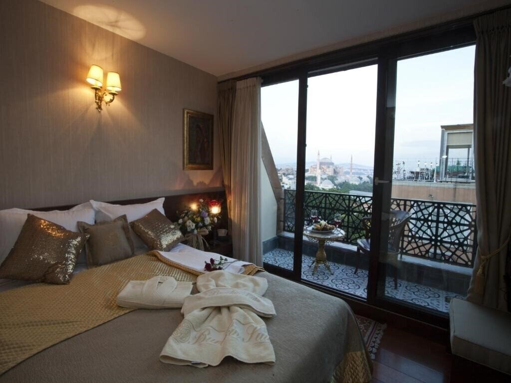 Burckin Suites Hotel 3* қонақ үйі