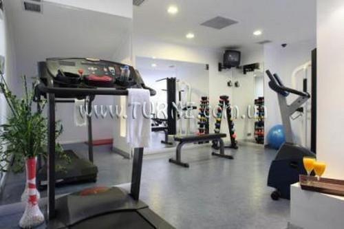 Фото Housez Suites & Apartments 4*