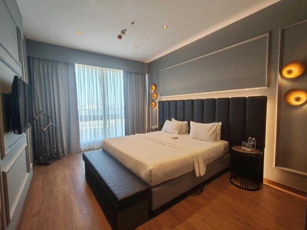 Isg Airport Hotel 4* қонақ үйі