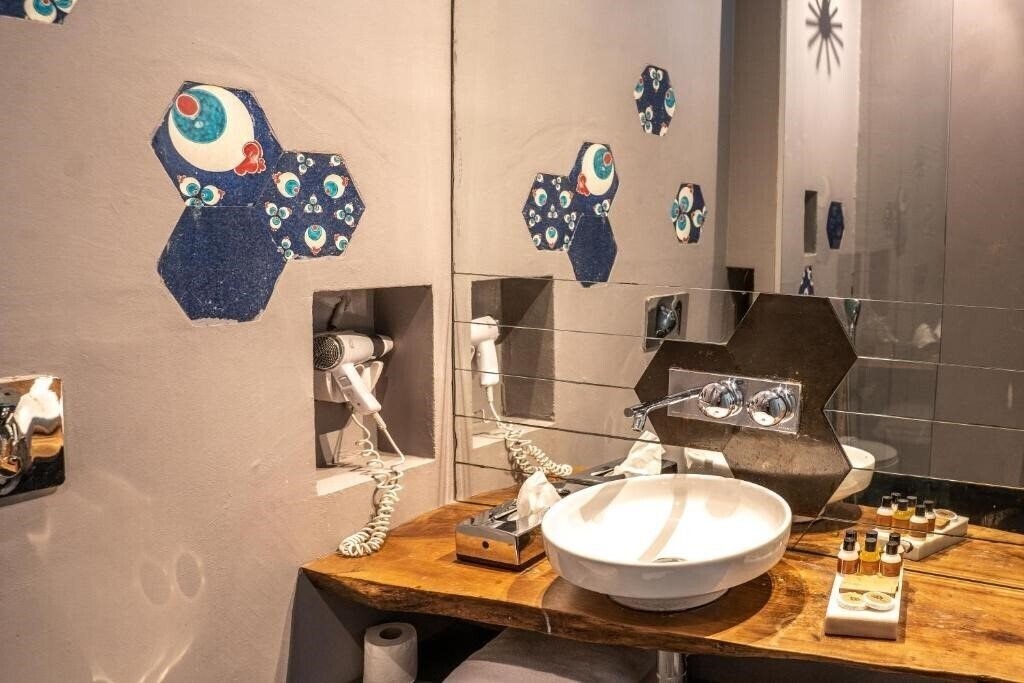 Фотография West Pera Hotel (ex. Gumusyan) 3*