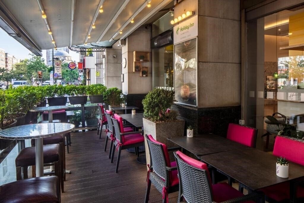 Holiday Inn Sisli 5* суреті