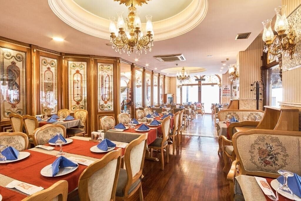 Фото Best Western Empire Palace (ex. Best Western Empire Palace Hotel & SPA, BW Empire Palace Hotel) 4*