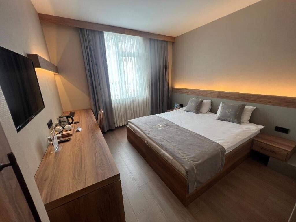 Картинка Fuar 3*